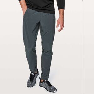 Lululemon Chill Motion Pant *30" Melanite Gray size Medium